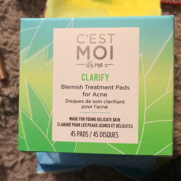C'est Moi Skincare set - Picture 3 of 4